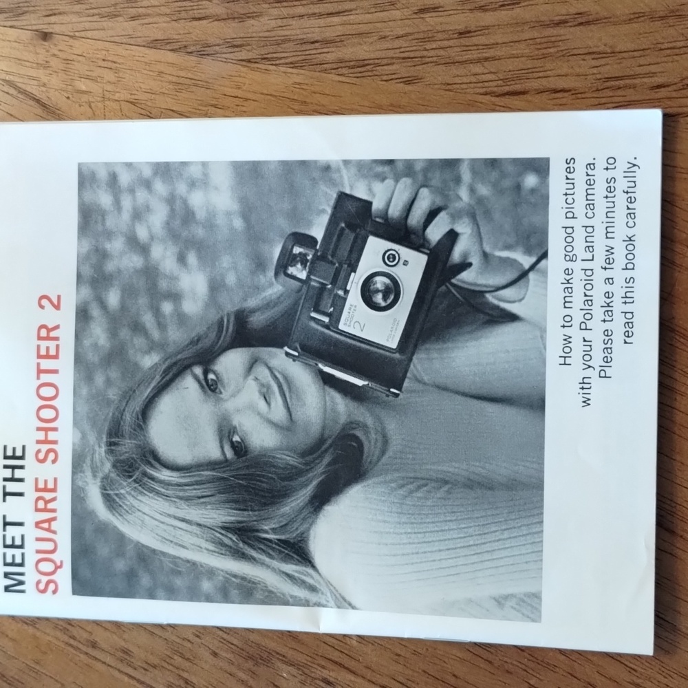 Polaroid Camera - Picture 7 of 8